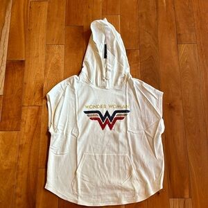 Gap Wonder Woman sweatshirt